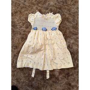 Vintage B.T. Kids Girls Pastel Yellow Cotton Smocked Ditsy Floral Dress Spring